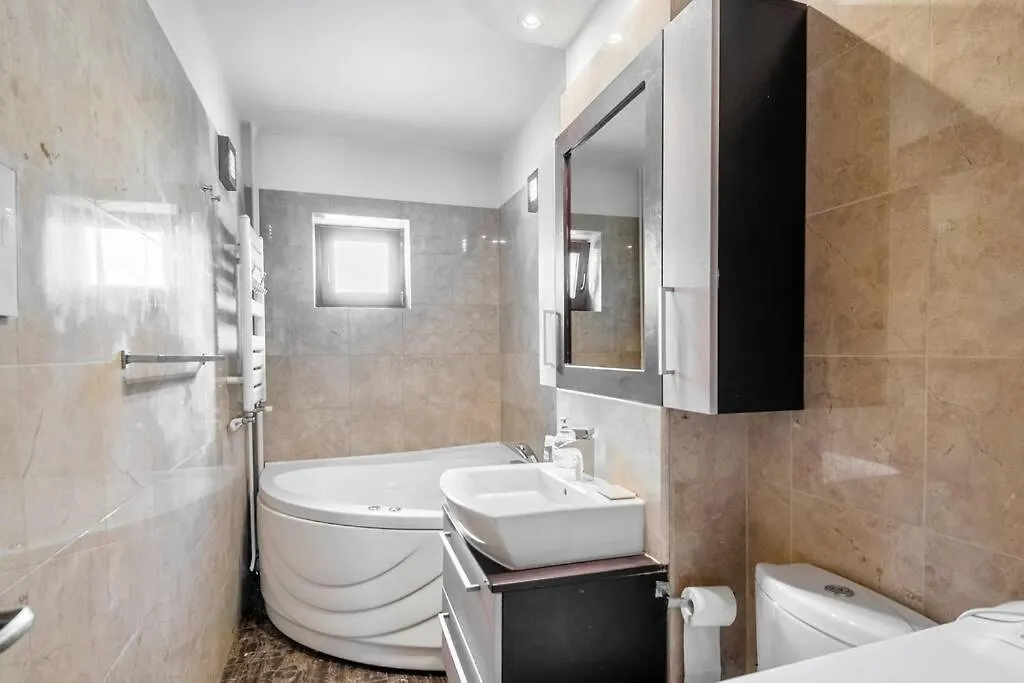 Lovely 2 Bedroom Apartment With Indoor Fireplace Bukarest