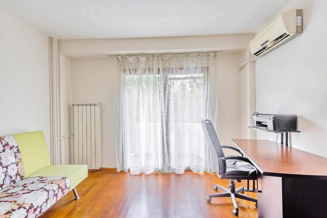 Lovely 2 Bedroom Apartment With Indoor Fireplace ブカレスト 0*,